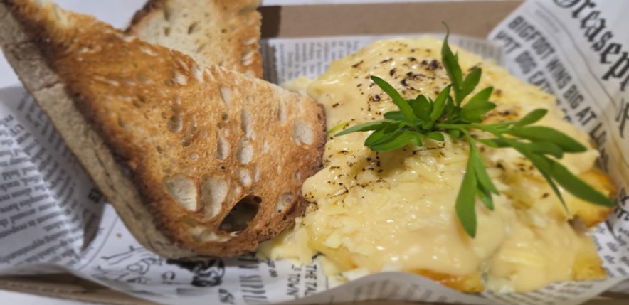 Baked Mac and Cheese with Bacon